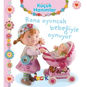 Rana Oyuncak Bebeğiyle Oynuyor Küçük Hanımlar